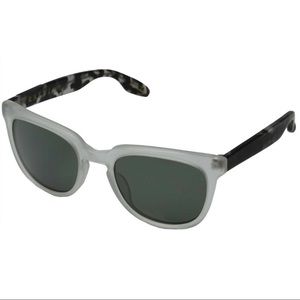 Raen Garwood Sunglasses Matte Crystal Pebble - like new!